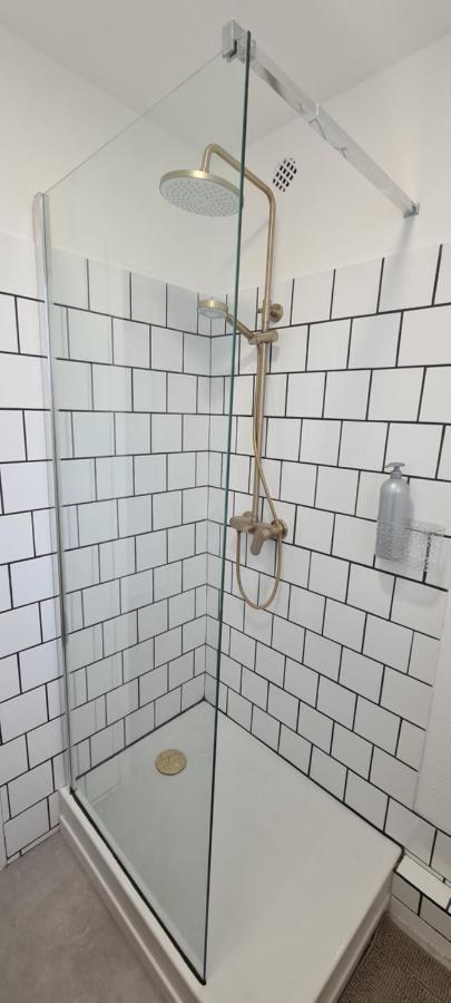 Private Room In Shared Apartment IV Μποβέ Εξωτερικό φωτογραφία